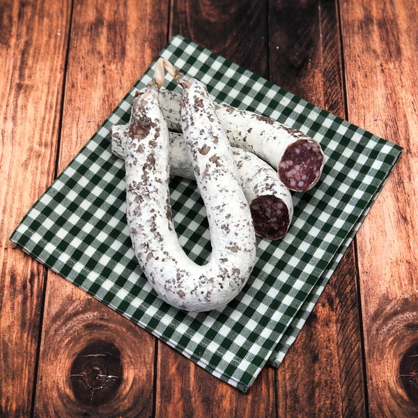 Luftgetrocknete Salami im Ring kaufen